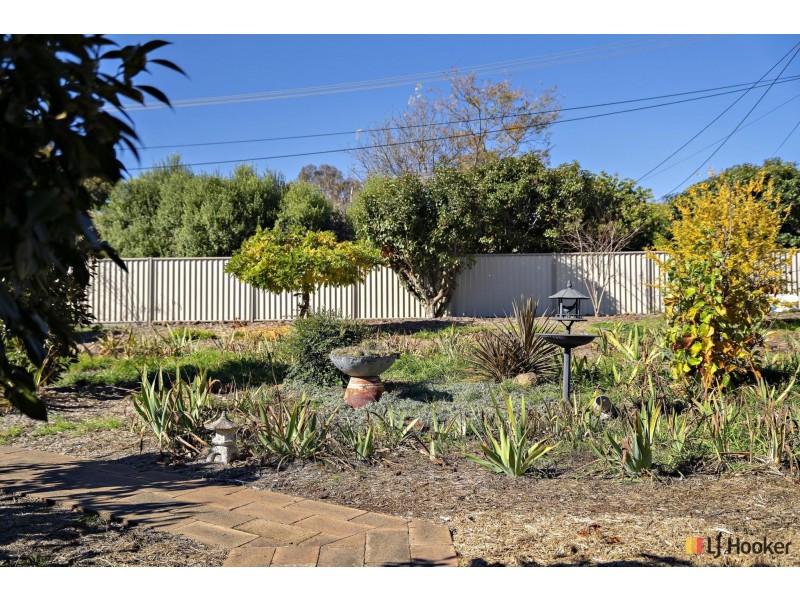 73 Shakespeare Crescent, Fraser ACT 2615