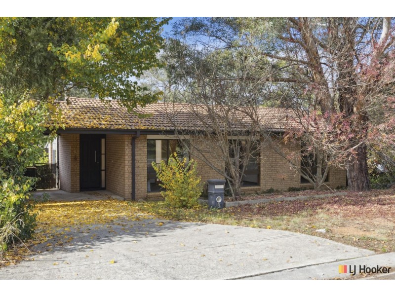 9 Piguenit Close, Lyneham ACT 2602