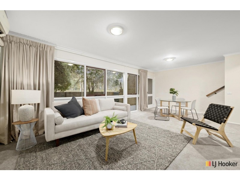 4 McMinn Close, Swinger Hill ACT 2606