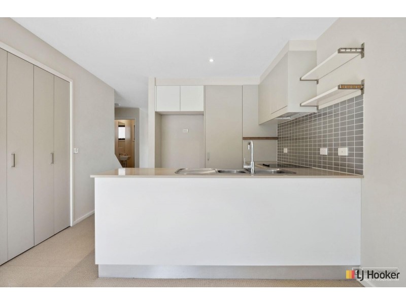 55/2 Archibald Street, Lyneham ACT 2602
