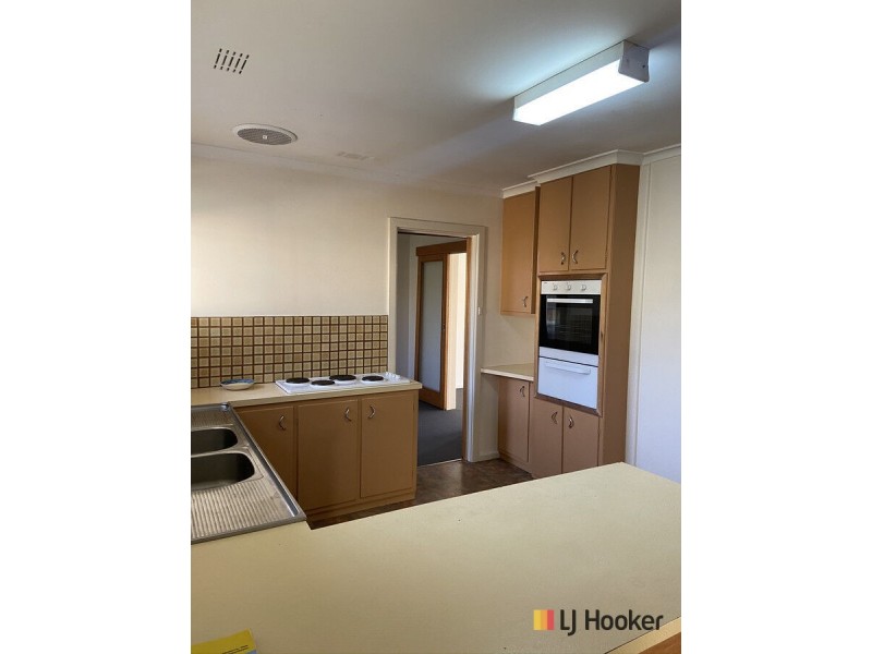 35 Russell Street, Hackett ACT 2602