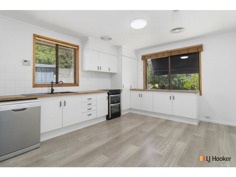 1 Woolcock Street, Watson ACT 2602