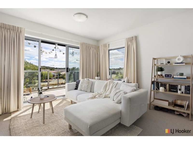 18/329 Flemington Road, Franklin ACT 2913