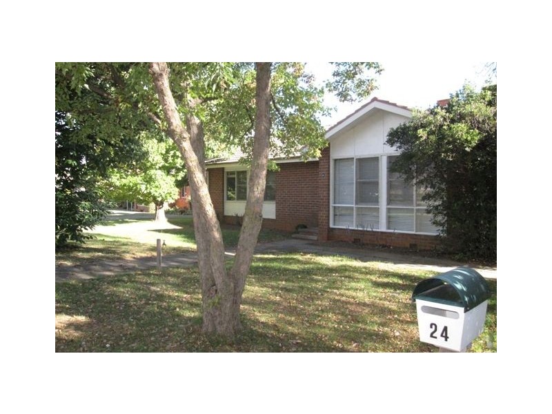 24 Phillip Avenue, Downer ACT 2602