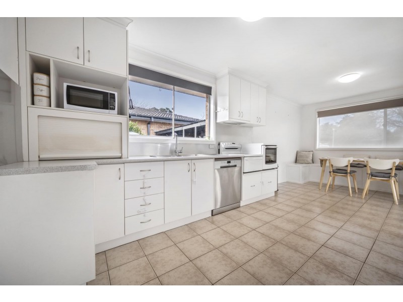 5 Tebbutt Place, Charnwood ACT 2615