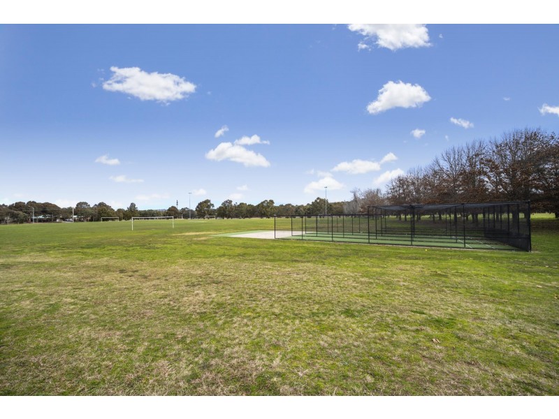 5 Tebbutt Place, Charnwood ACT 2615