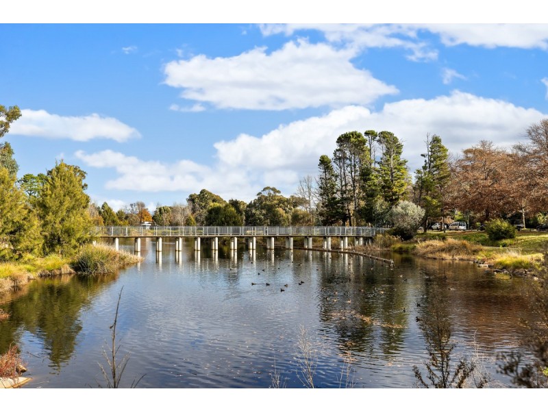 813/351 Northbourne Avenue, Lyneham ACT 2602