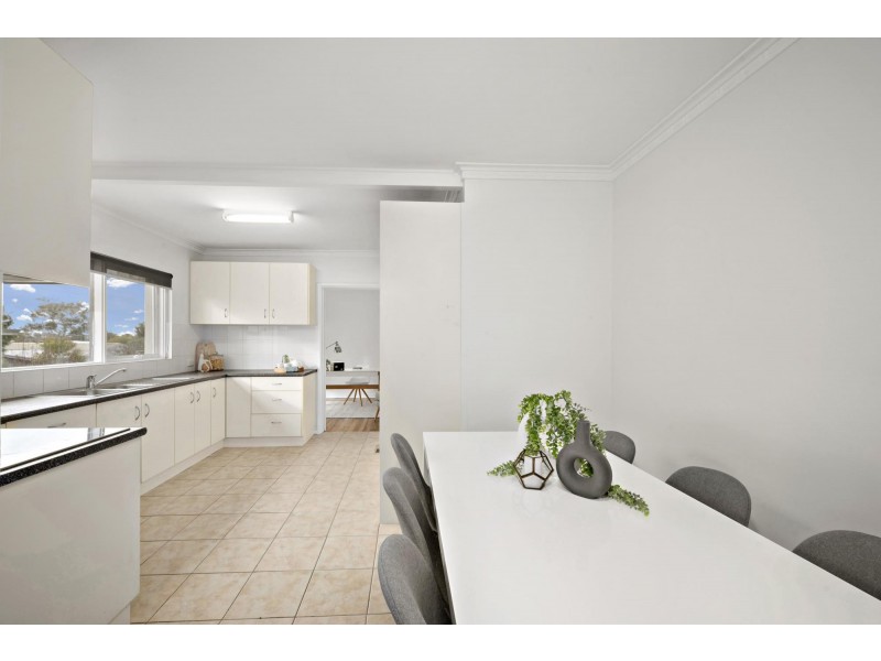 1/30 Belconnen Way, Page ACT 2614