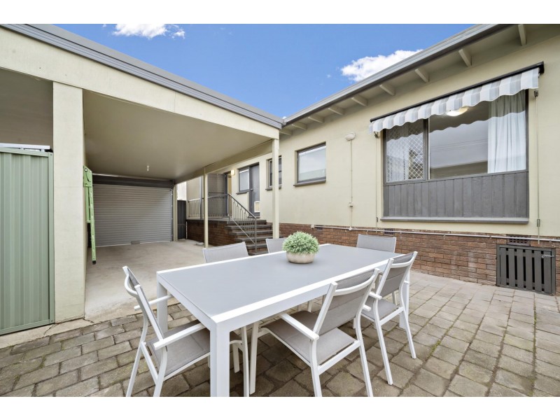 1/30 Belconnen Way, Page ACT 2614
