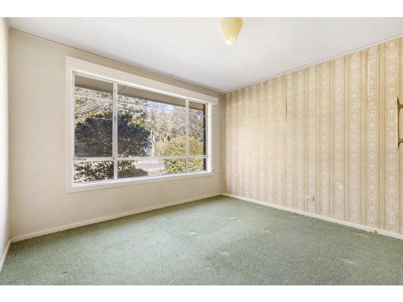 31 Irvine Street, Watson ACT 2602