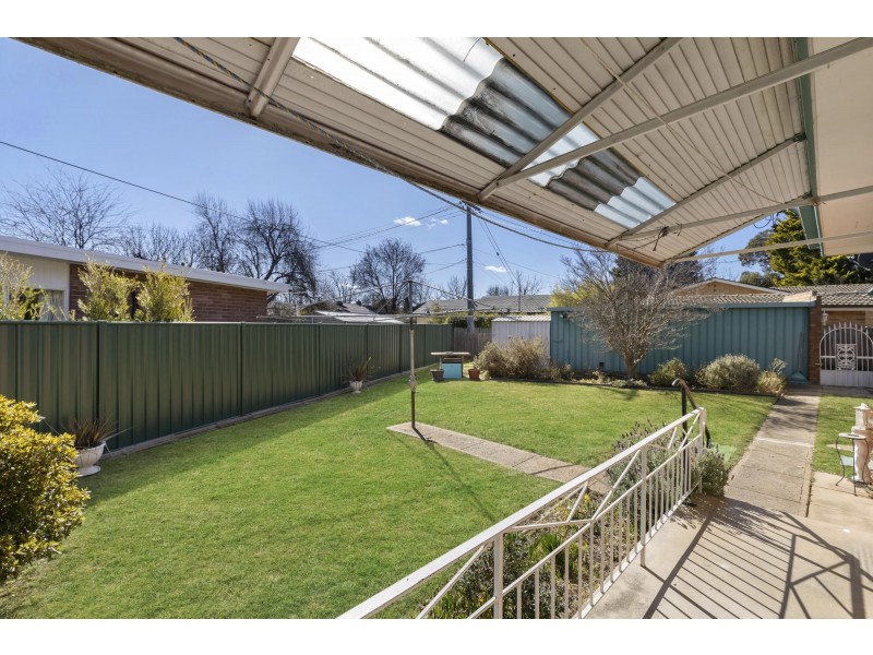 31 Irvine Street, Watson ACT 2602