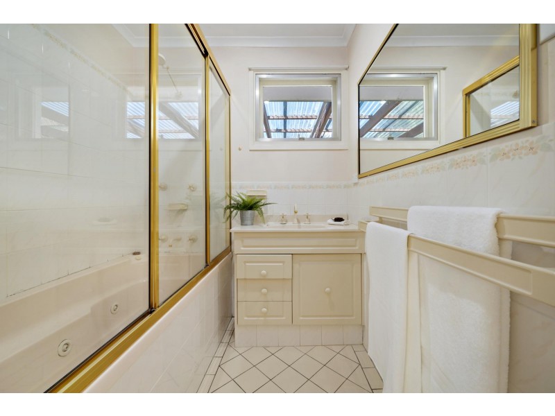 15 Field Street, Watson ACT 2602