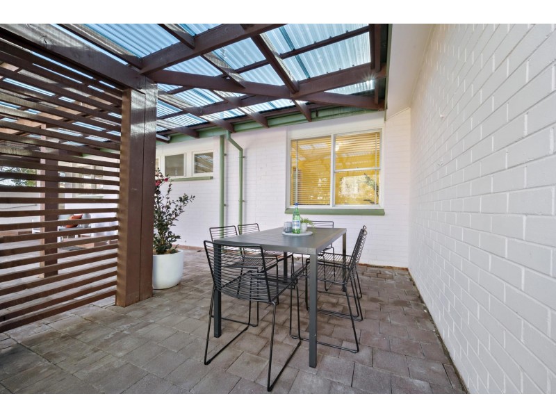 15 Field Street, Watson ACT 2602