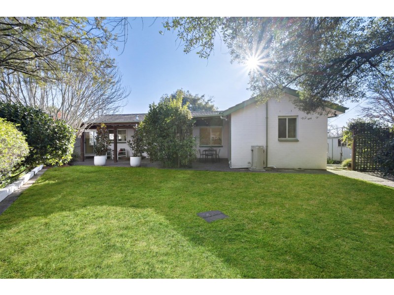 15 Field Street, Watson ACT 2602