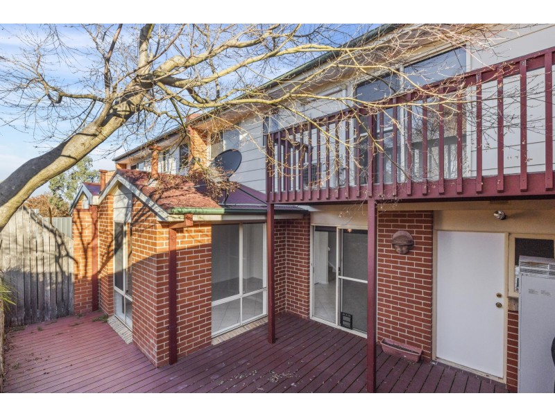 42 Gang-gang Court, Ngunnawal ACT 2913