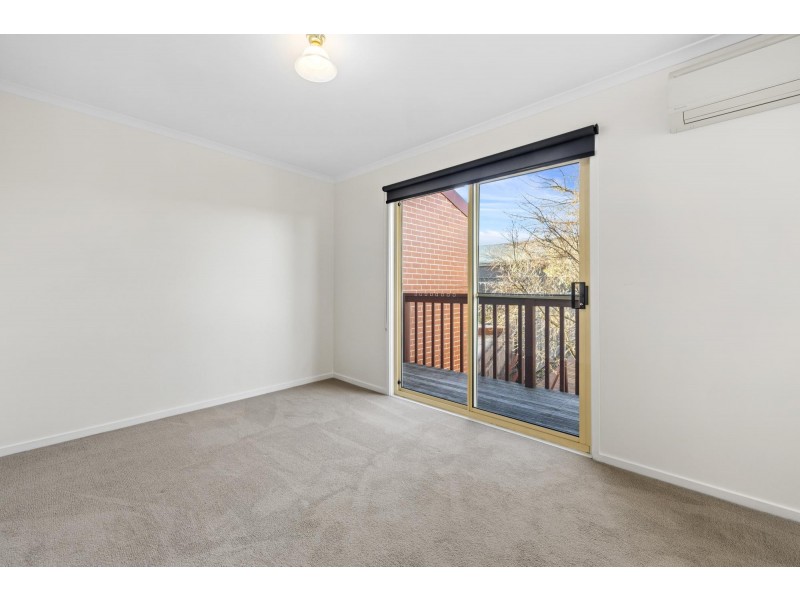 42 Gang-gang Court, Ngunnawal ACT 2913