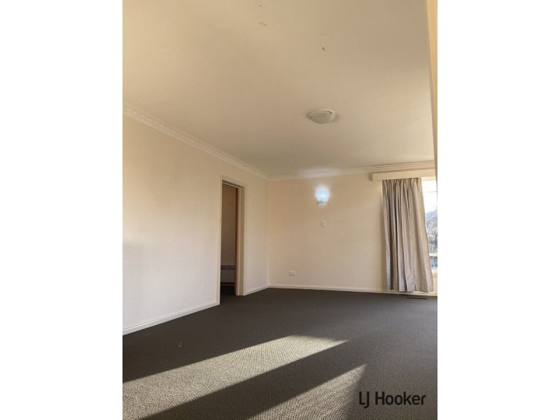 35 Russell Street, Hackett ACT 2602