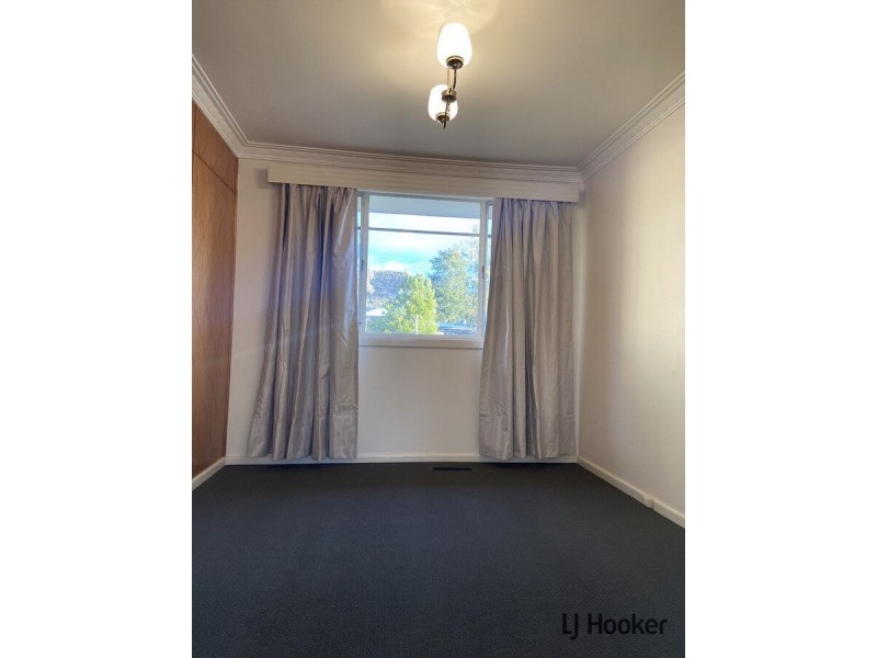 35 Russell Street, Hackett ACT 2602