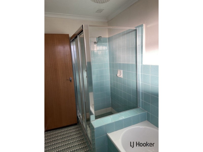 35 Russell Street, Hackett ACT 2602