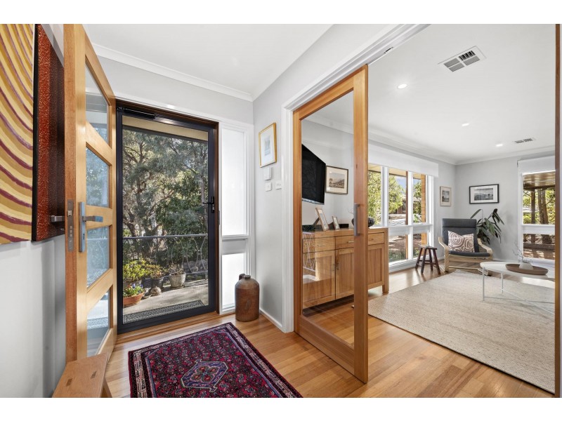 2 Kirkland Circuit, Macgregor ACT 2615