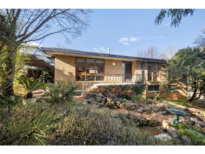 2 Kirkland Circuit, Macgregor ACT 2615