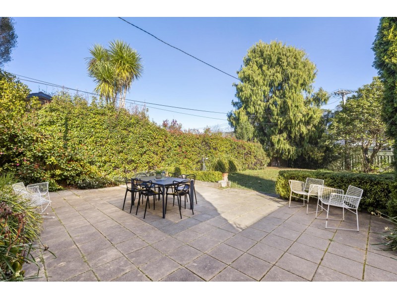 6 Prell Place, Hackett ACT 2602