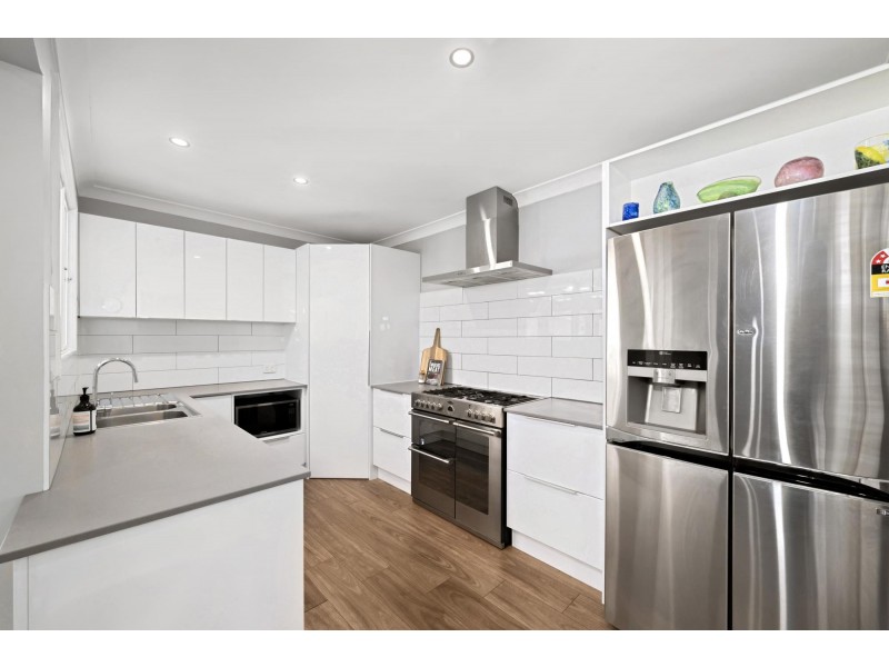13 Maitland Street, Hackett ACT 2602