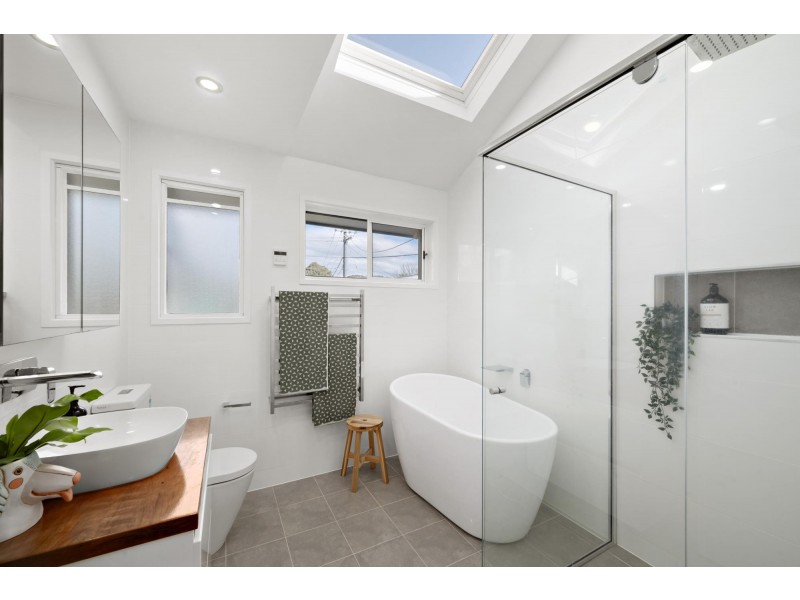 13 Maitland Street, Hackett ACT 2602
