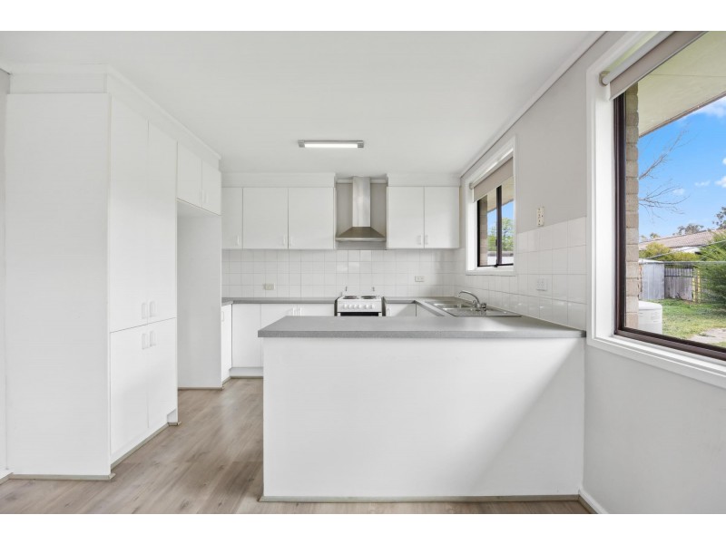 4 Hepburn Place, Kambah ACT 2902
