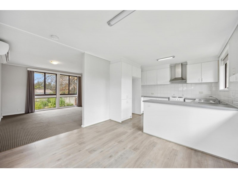 4 Hepburn Place, Kambah ACT 2902