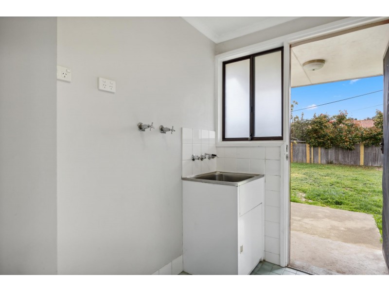 4 Hepburn Place, Kambah ACT 2902