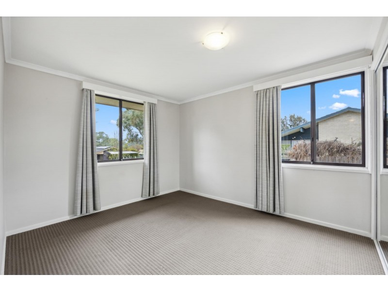 4 Hepburn Place, Kambah ACT 2902