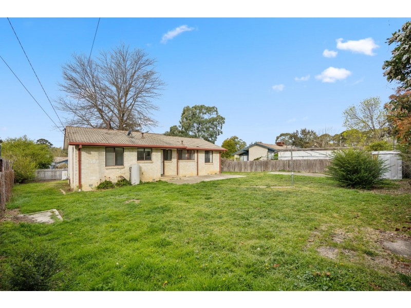 4 Hepburn Place, Kambah ACT 2902