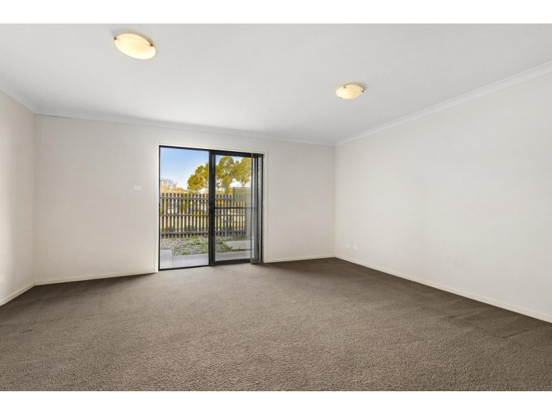 55/141 Mapleton Avenue, Harrison ACT 2914