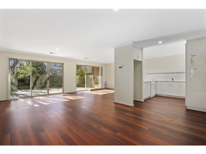 8/21 Aspinall Street, Watson ACT 2602