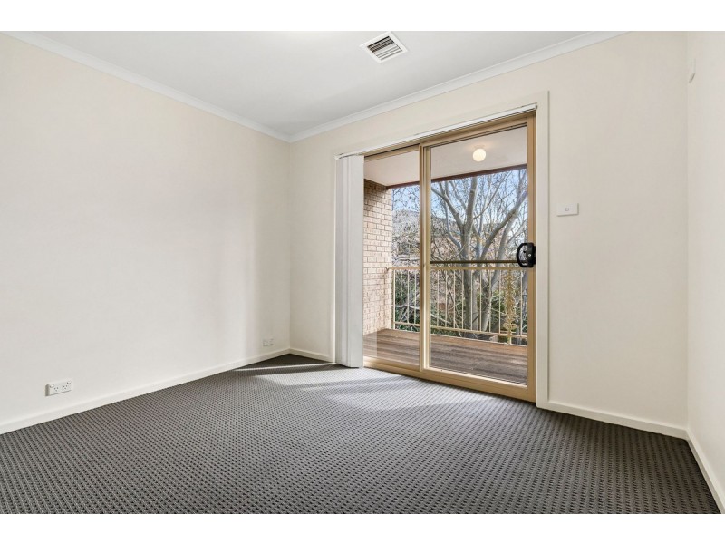 8/21 Aspinall Street, Watson ACT 2602