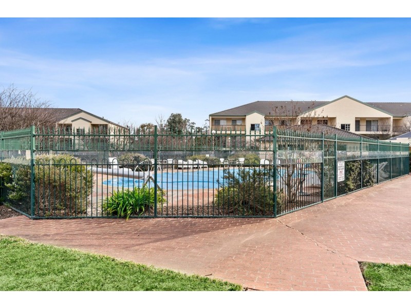 8/21 Aspinall Street, Watson ACT 2602