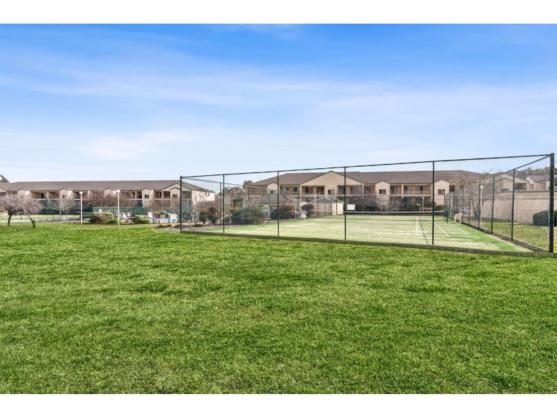 8/21 Aspinall Street, Watson ACT 2602