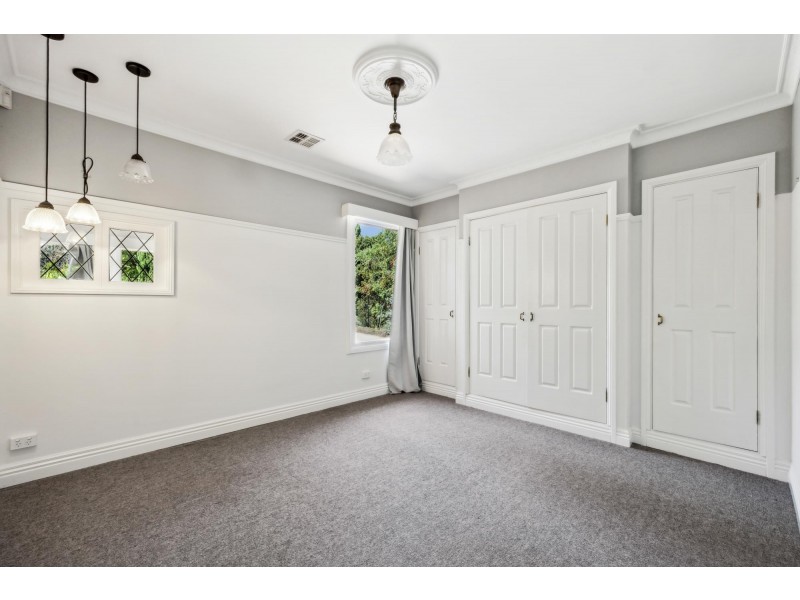 5 Toms Crescent, Ainslie ACT 2602