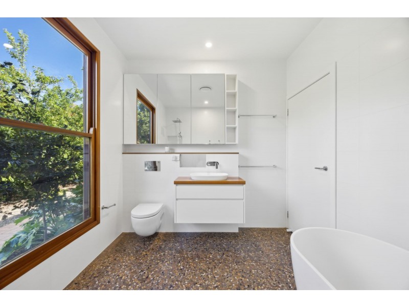 5 Toms Crescent, Ainslie ACT 2602