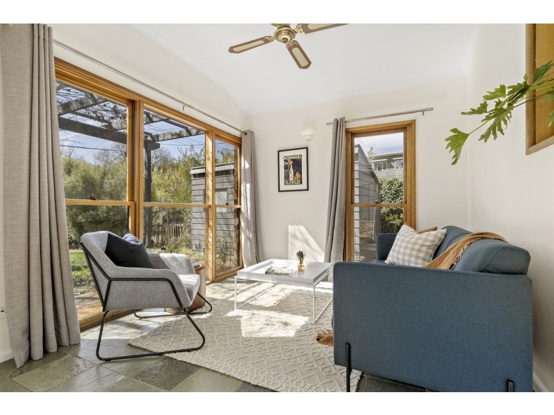29 Owen Crescent, Lyneham ACT 2602