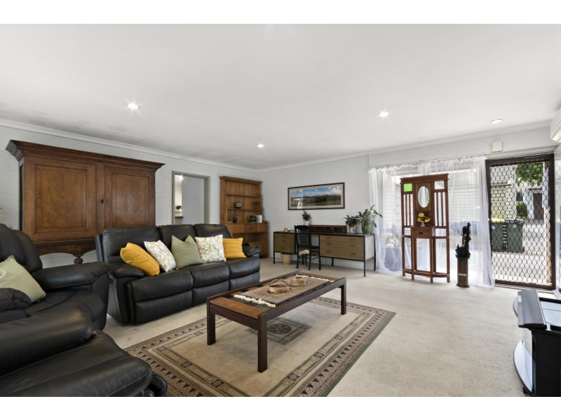 84 Grayson Street, Hackett ACT 2602