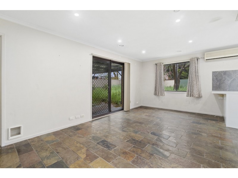 57 Ellerston Avenue, Isabella Plains ACT 2905