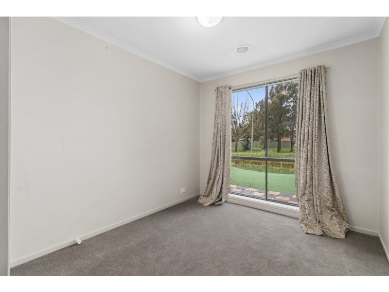 57 Ellerston Avenue, Isabella Plains ACT 2905