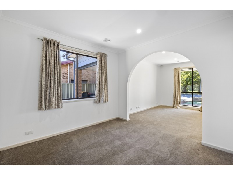 57 Ellerston Avenue, Isabella Plains ACT 2905