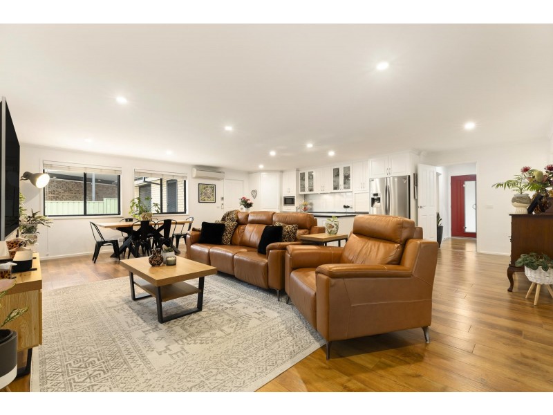 27 Edlington Street, Fraser ACT 2615