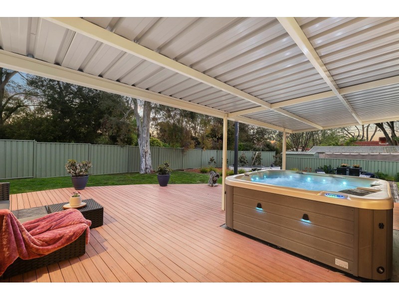 27 Edlington Street, Fraser ACT 2615