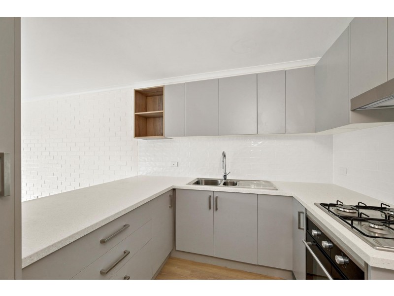96/9 Murdoch Street, Lyneham ACT 2602