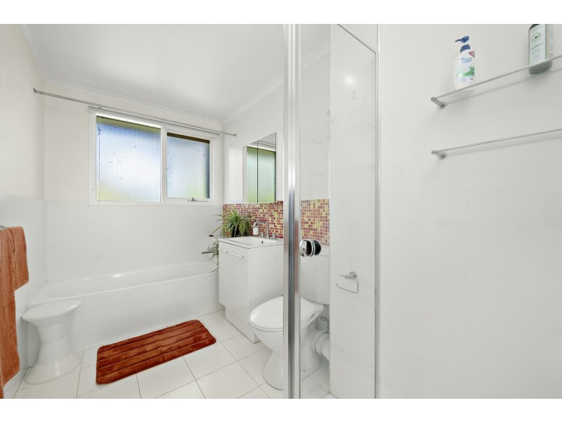 76 Barnet Close, Phillip ACT 2606