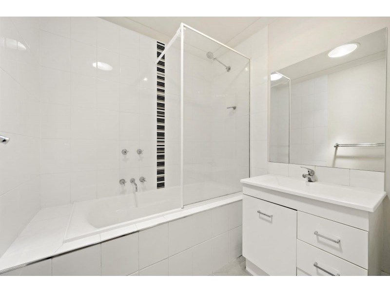 82 Tay Street, Watson ACT 2602